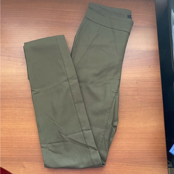 RW & CO Green Pants Size xS - Picture 1 of 5